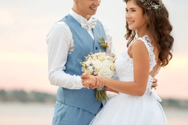 Красиві весілля пара — стокове фото