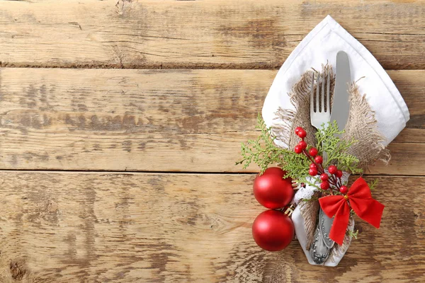 Schöne weihnachtliche Tischdekoration — Stockfoto