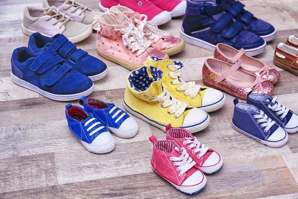 Colorful kids shoes — Stock Photo, Image