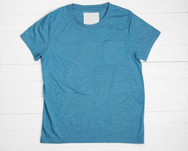 T-shirt blanc de couleur — Photo