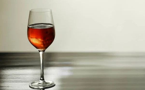 Glass with red wine — Stock Photo, Image