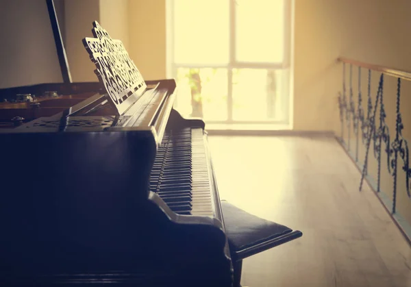 Klavier Einem Raum Nahaufnahme — Stockfoto