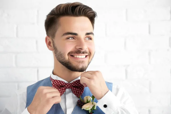 Novio en el día de la boda — Foto de Stock