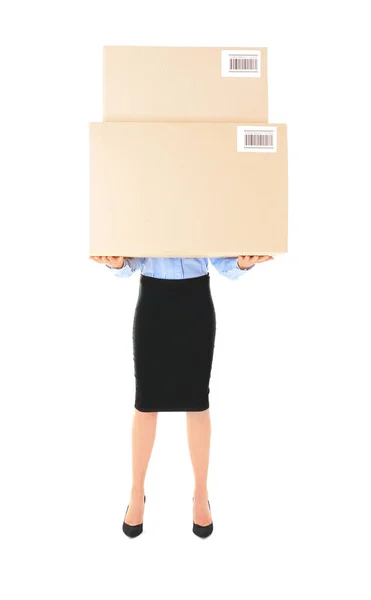 Hermosa mujer de negocios sosteniendo cajas —  Fotos de Stock