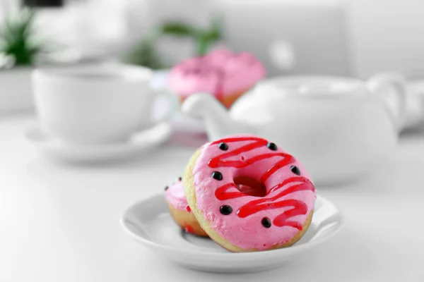 Colorful delicious donuts — Stock Photo, Image