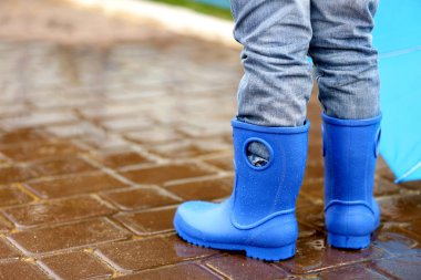  Mavi gumboots çocukta 
