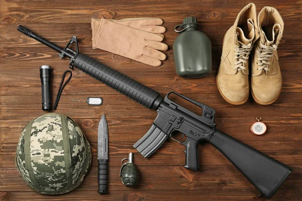 Set militärisches Outfit — Stockfoto