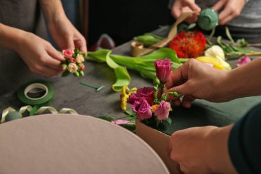 güzel çiçek kompozisyon