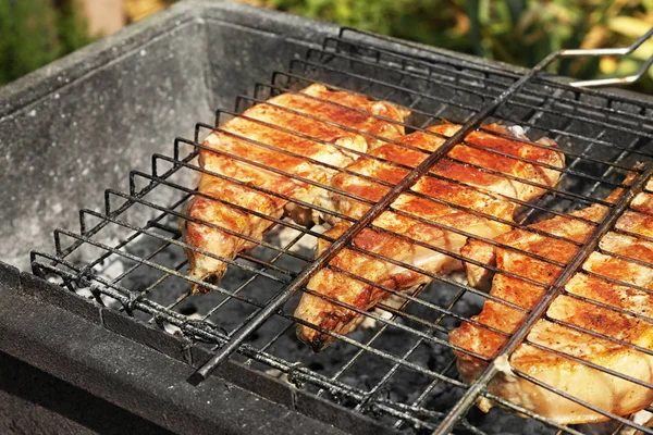 Fresh meat on grill — Stock Photo, Image