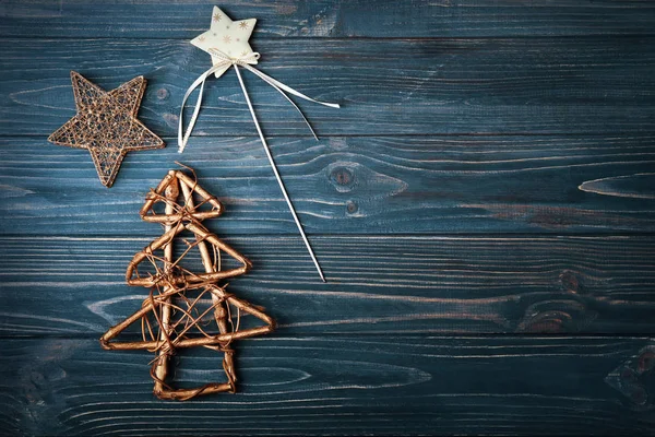 Weihnachtsbaum aus Stöcken — Stockfoto