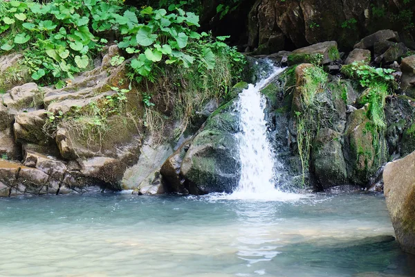 Small river waterfall — Stock Photo, Image