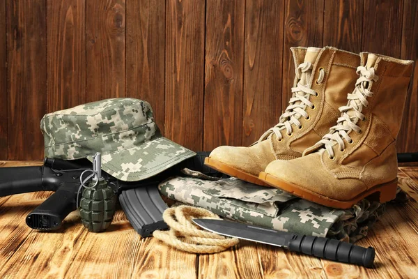 Set militärisches Outfit — Stockfoto