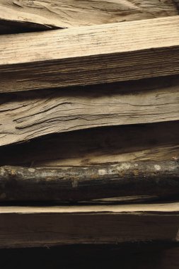 Odun yığını, Görünümü Kapat