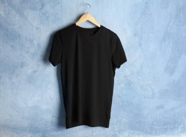 Boş siyah tişört 