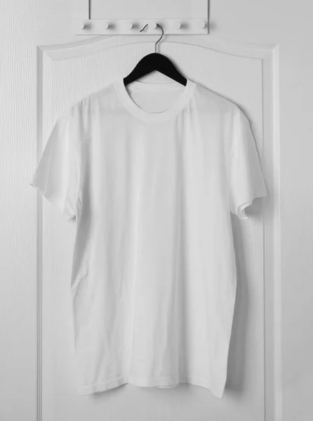 Camiseta blanca en blanco — Foto de Stock