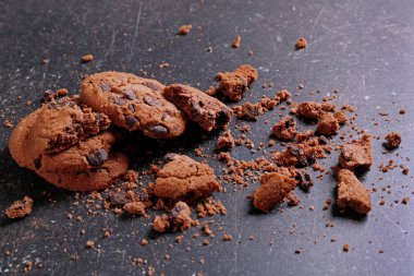 Çikolata parçaları ile lezzetli tatlılar