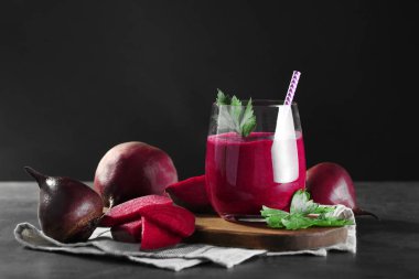 Pancar güler yüzlü camla 