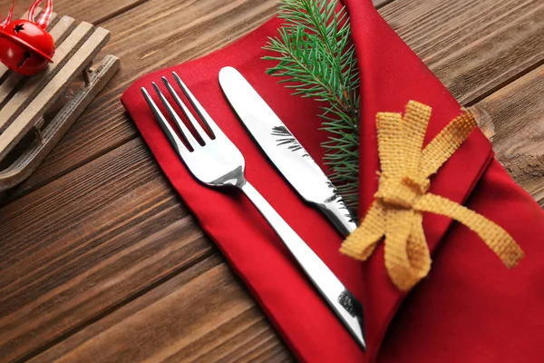 Apparecchiare la tavola per la cena di Natale — Foto Stock