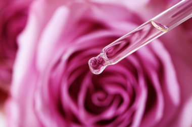 Aroma yağı ile pipet