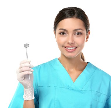 genç kadın dişçi 