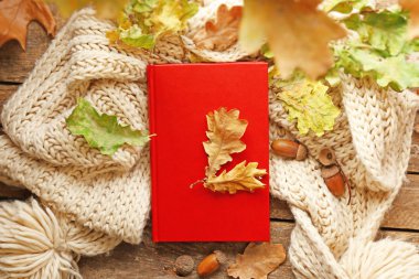 Sıcak eşarp ile rezervasyon yaptırın 