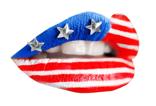 Lábios femininos com maquiagem bandeira dos EUA — Fotografia de Stock