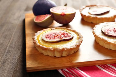 İncir ile lezzetli kek