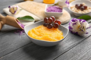 Maki ile küçük kase