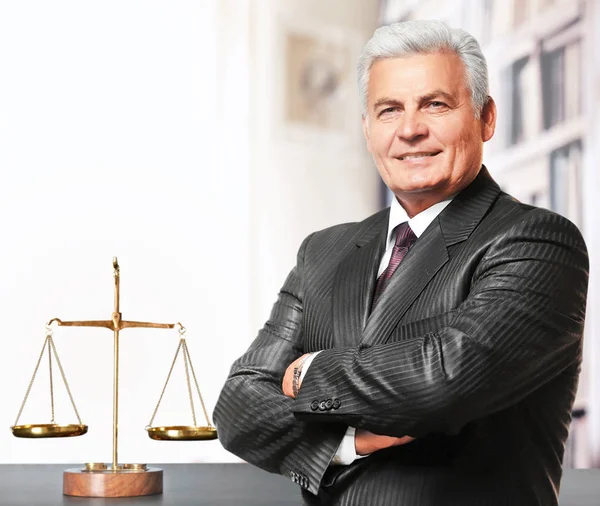 Senior Man Kantoor Recht Justitie Concept — Stockfoto