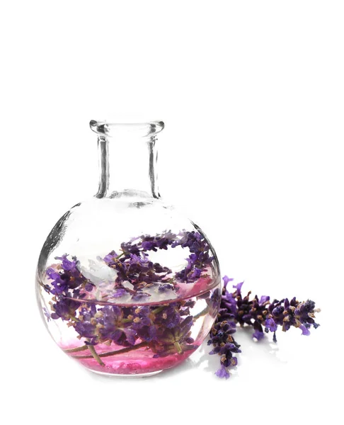 Lavendel blommor och vas — Stockfoto