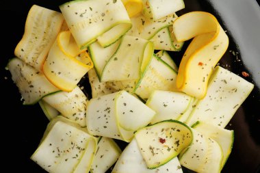 Baharat ile kabak dilimleri