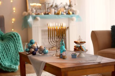 Güzel Hanukkah dekor