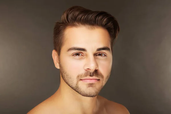Young handsome man — Stock Photo, Image
