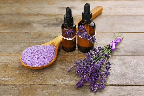 Lavendel etherische oliën — Stockfoto