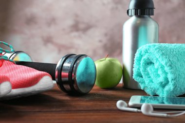 Öğeleri spor ve modern telefon