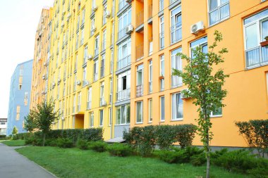 Modern renkli binalar