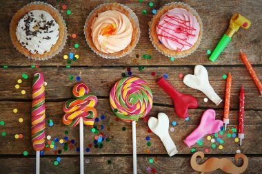 Doğum günü partisi nesneleri