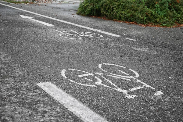 Panneau de vélo sur la rue — Photo