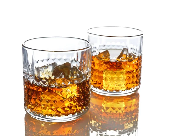 Glasses of whisky with ice — Stock Photo, Image