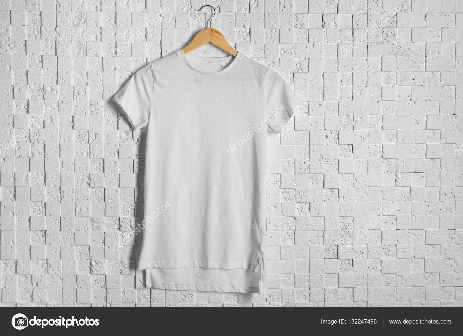 blank white t shirt
