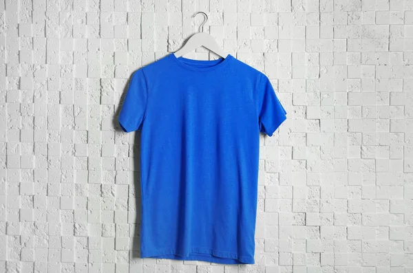 Camiseta en blanco azul —  Fotos de Stock