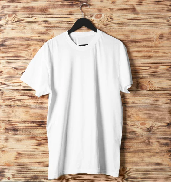 Camiseta blanca en blanco —  Fotos de Stock