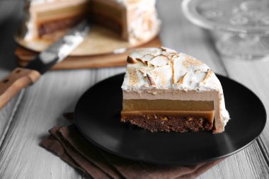 Çikolatalı lezzetli pasta.