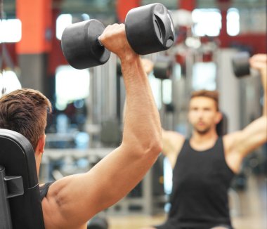 Atletik erkek eğitim 