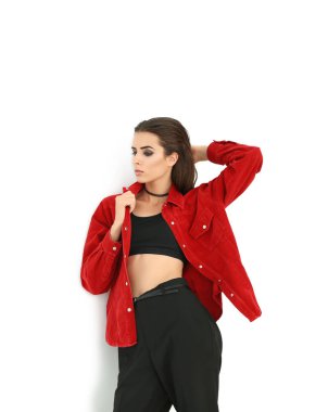 Güzel kadın moda giysileri