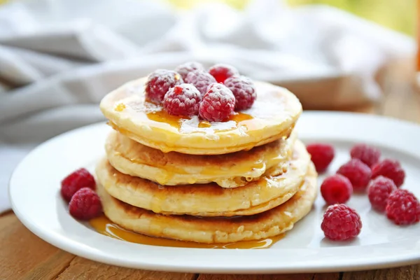 Stapel frischer Pfannkuchen — Stockfoto