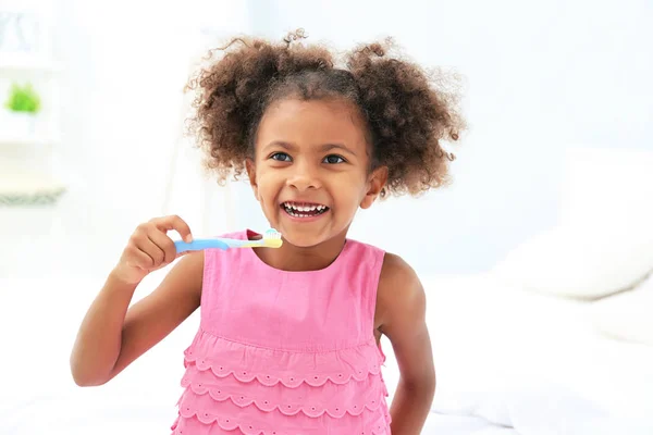 Chica afroamericana — Foto de Stock