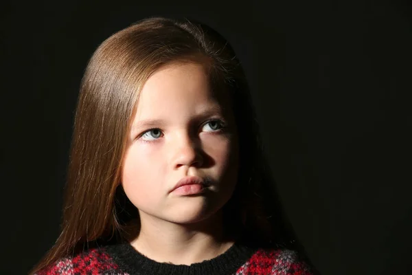 Retrato de linda menina — Fotografia de Stock