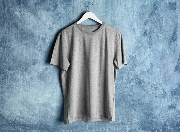 Leeres graues T-Shirt — Stockfoto
