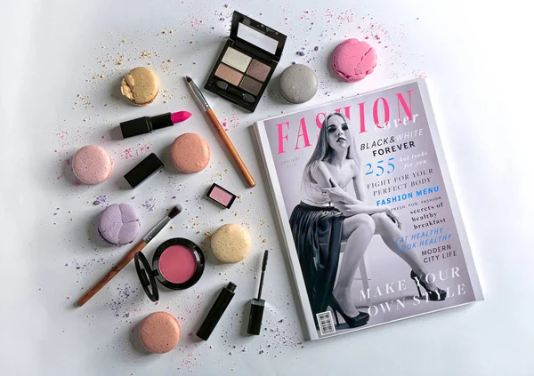 Cosméticos para la revista fotos de stock, imágenes de Cosméticos para la revista sin royalties | Depositphotos Cosméticos para la revista fotos de stock, imágenes de Cosméticos para la revista sin royalties | Depositphotos